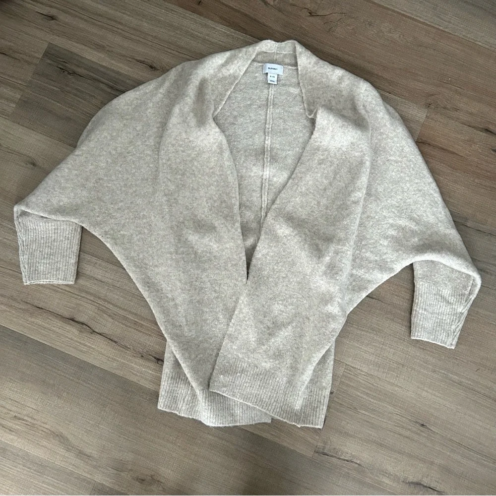 Old Navy Cream/Tan Cardigan Sweater